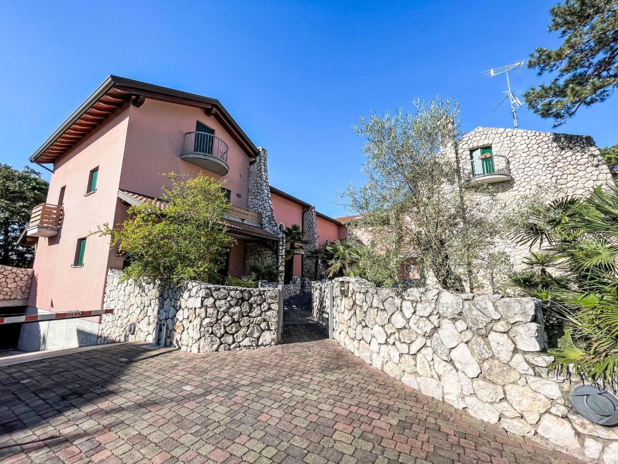 Holiday Home Ville Rio By Interhome Lignano Sabbiadoro Exterior photo